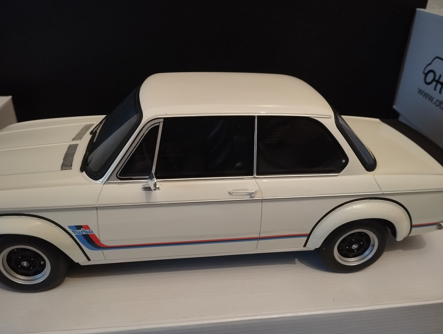 1/12 BMW 2002 Turbo Chamonix white 1974 G077 youngtimer coupé Ottomobile neuve