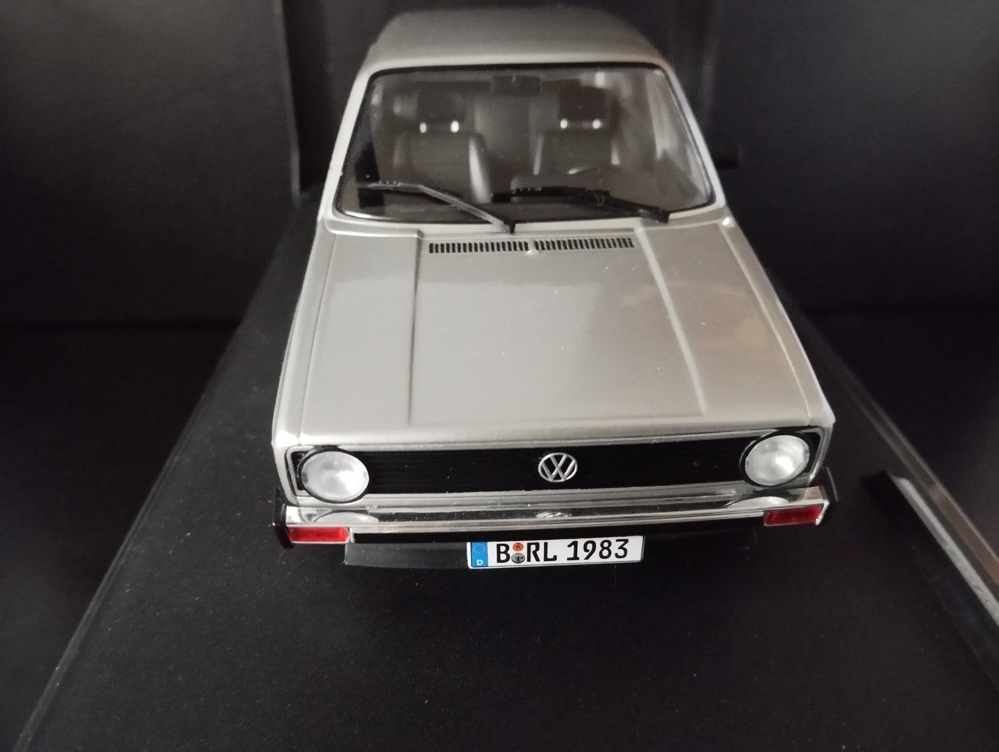 1/18 golf L gris métal 1983 Solido neuve